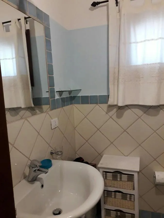 La Casa Del Gelsomino Vila La Maddalena
