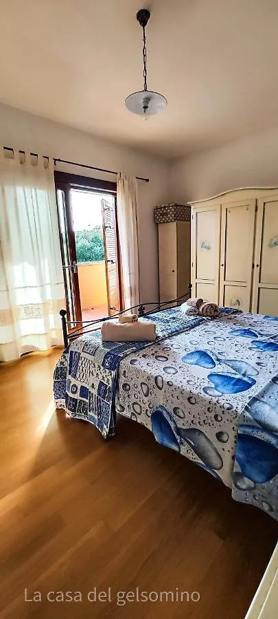 La Casa Del Gelsomino Vila La Maddalena  Itália